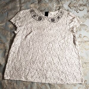 Loft Short Sleeve Lace Blouse w/Jeweled Neckline & Ribbon Tie, L, Beige & Black